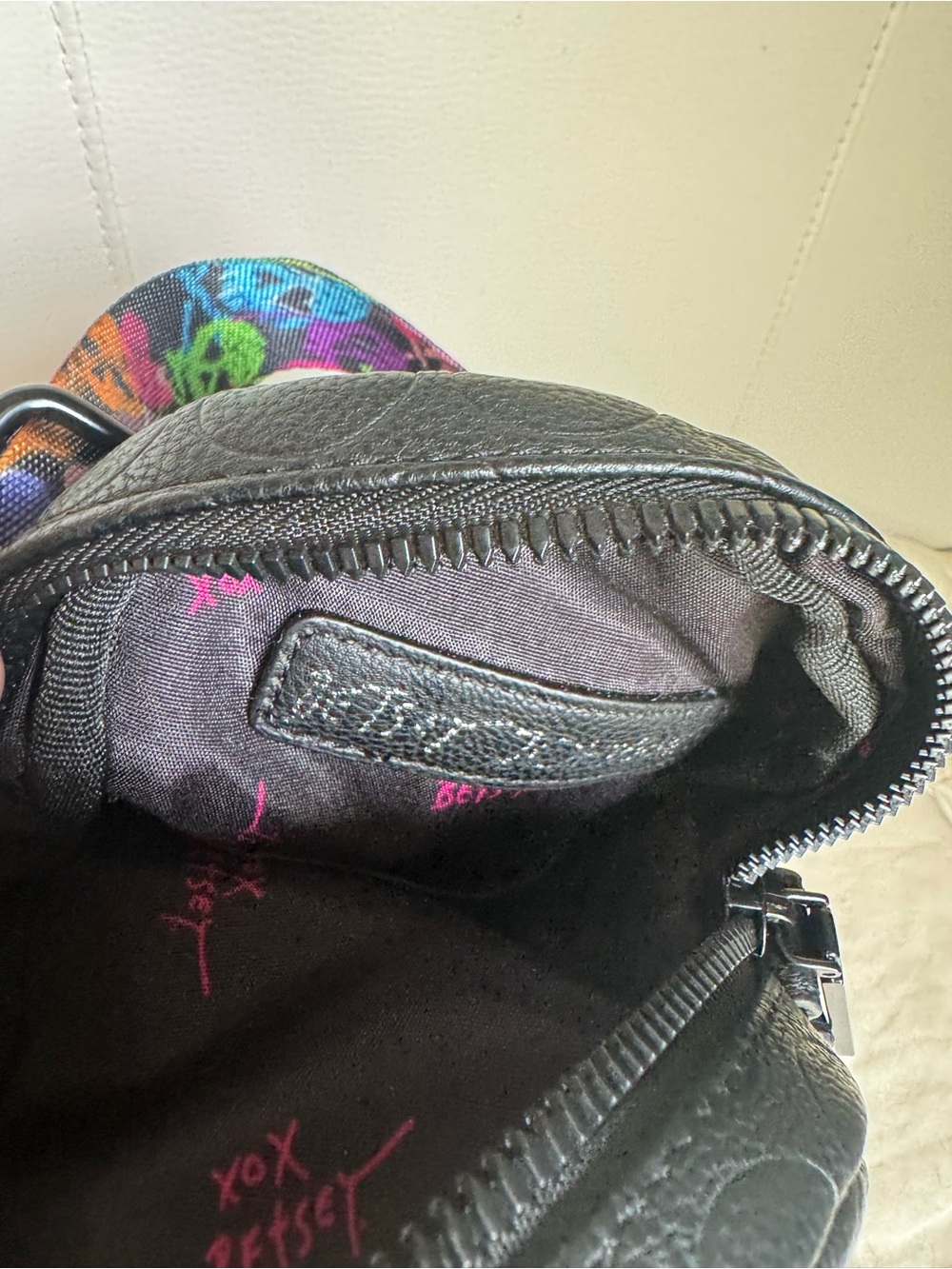 Betsey Johnson Skull Embossed Crossbody Bag with Multicolor Skull Coinpurse - Picture 5 of 5